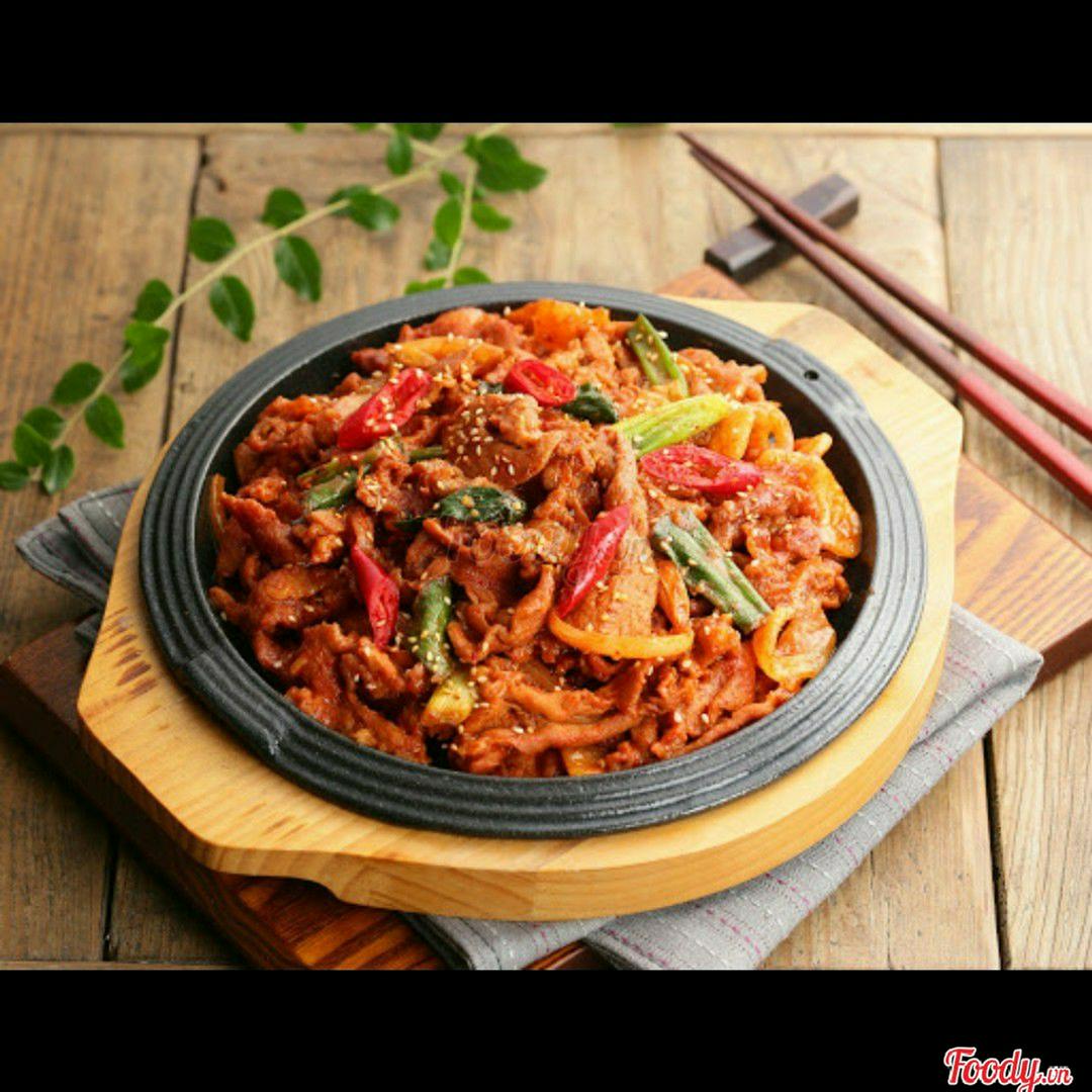 com-thit-heo-xao-cay