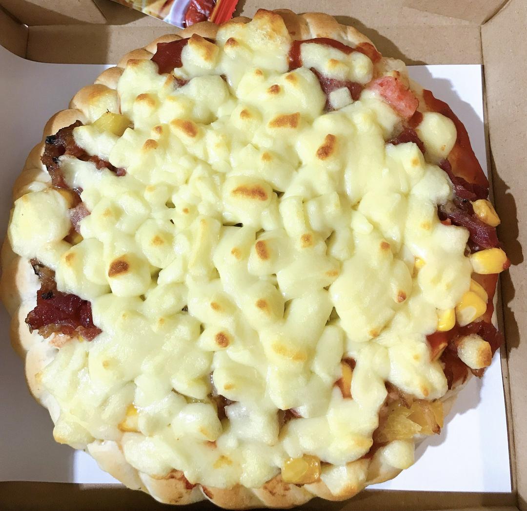 pizza-jambon-nac-vai-xong-khoi