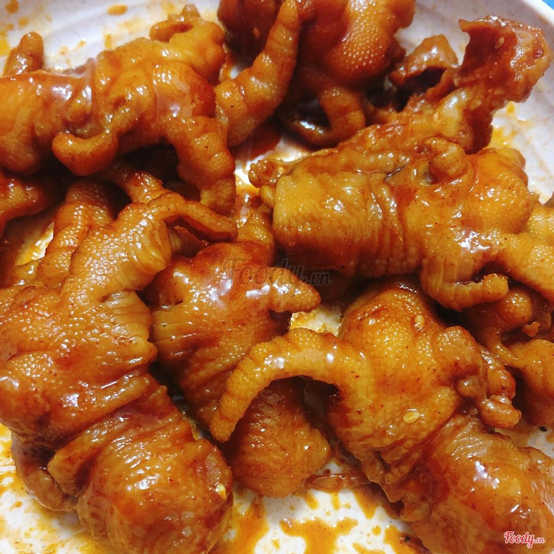 chan-ga-rut-xuong-sot-cay-han-mix-tokbokki