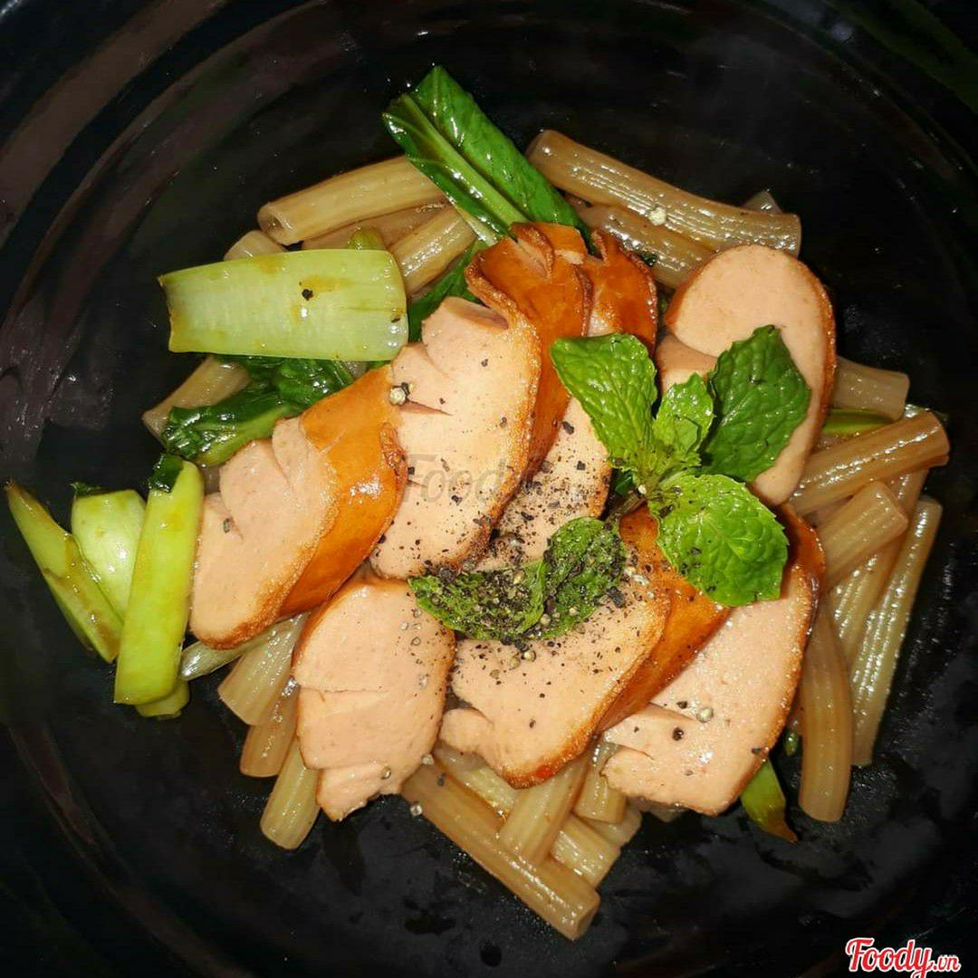 nui-xao-xuc-xich-ly-coca