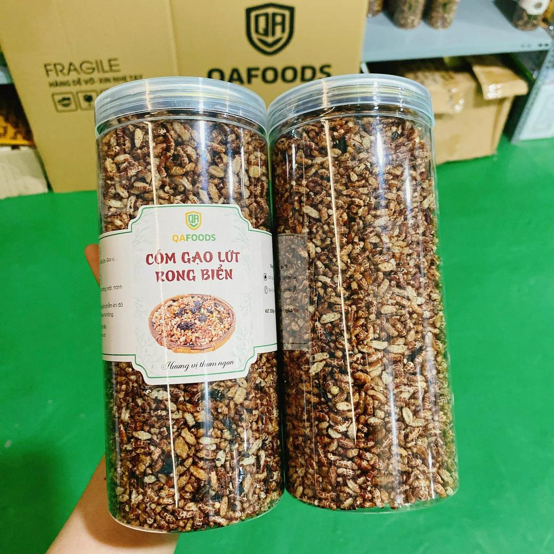 com-gao-lut-rong-bien-1hop