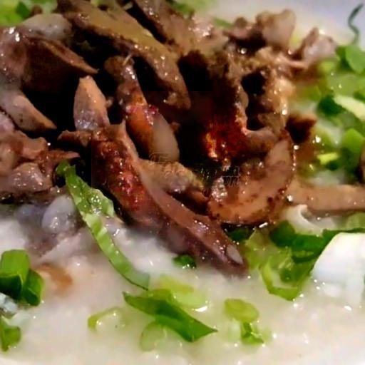 chao-tim-heo-o-xanh-1-suat-ca-hop