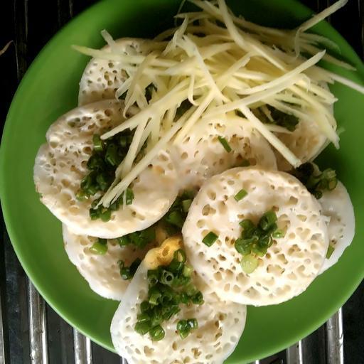 banh-can-trung-ga