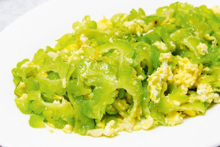 com-kho-qua-xao-trung