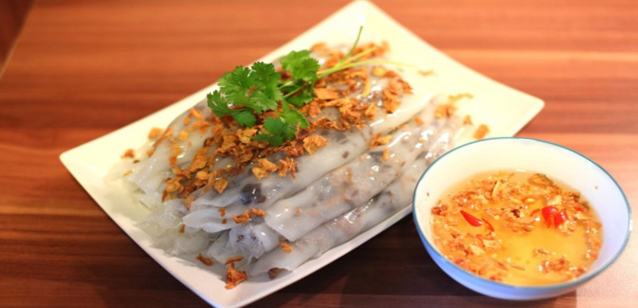 banh-cuon-hoa-khuong-e-tran-khat-chan