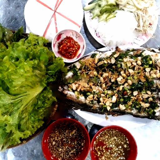 ca-loc-nuong-lon-cuon-rau-rung