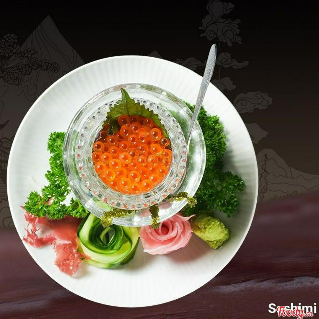 sashimi-trung-ca-hoi-ikura