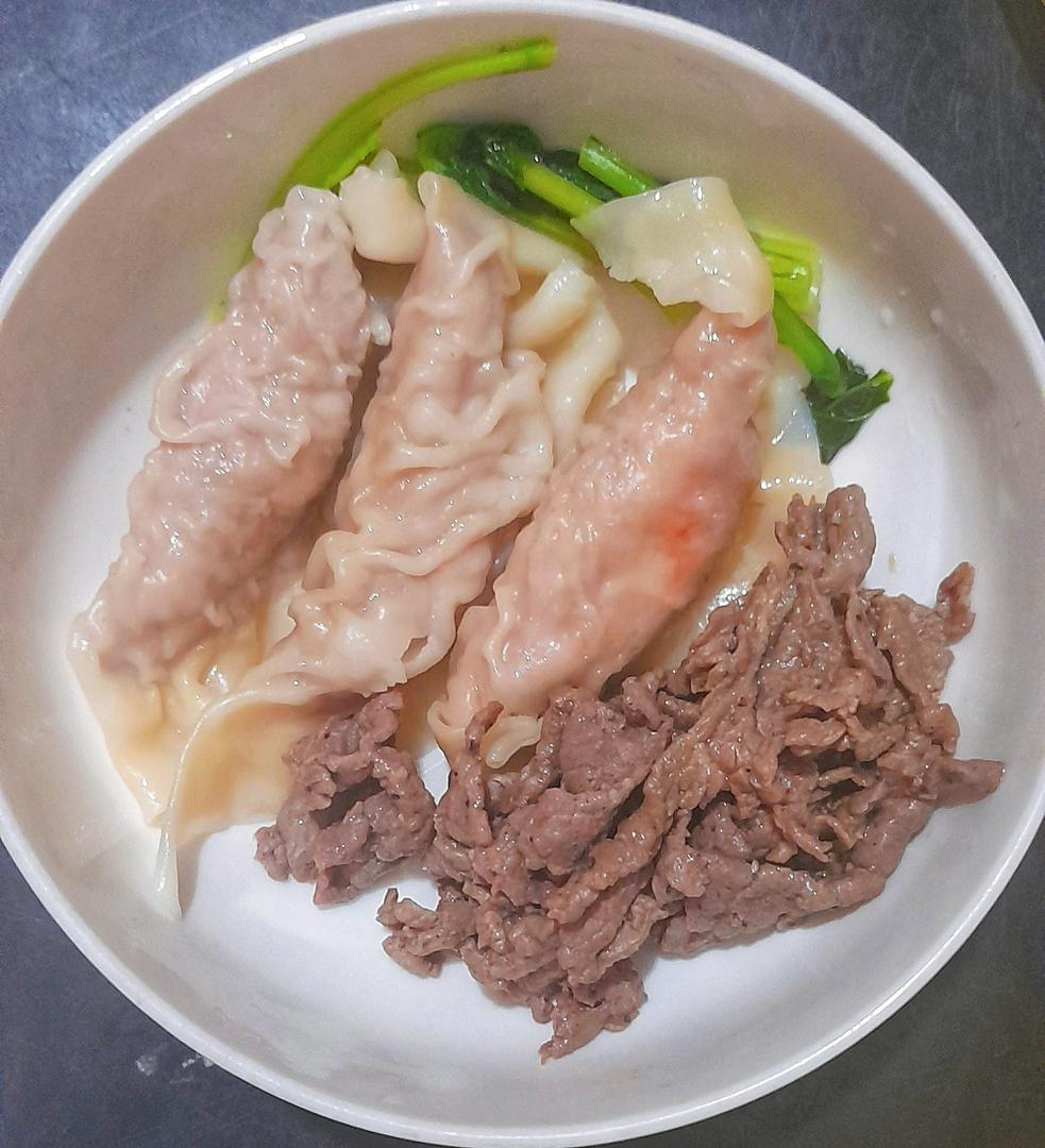 sup-4v-sui-cao-bo-tai-thit-bam