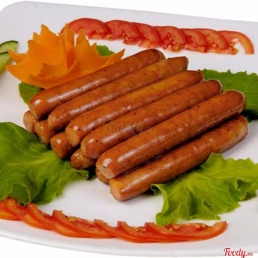 goi-xuc-xich-thanh-cua-cha-ca-to