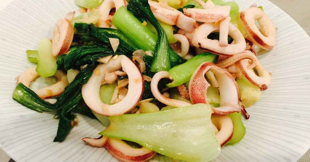 com-chien-muc-xao-cai-thia