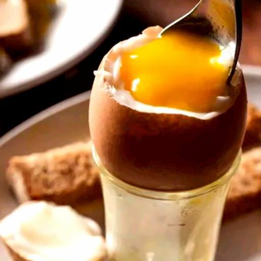 trung-ga-luoc-long-ao-2-qua