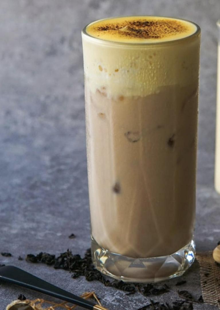 tra-o-long-kem-trung-dua-nuong-coc-700ml