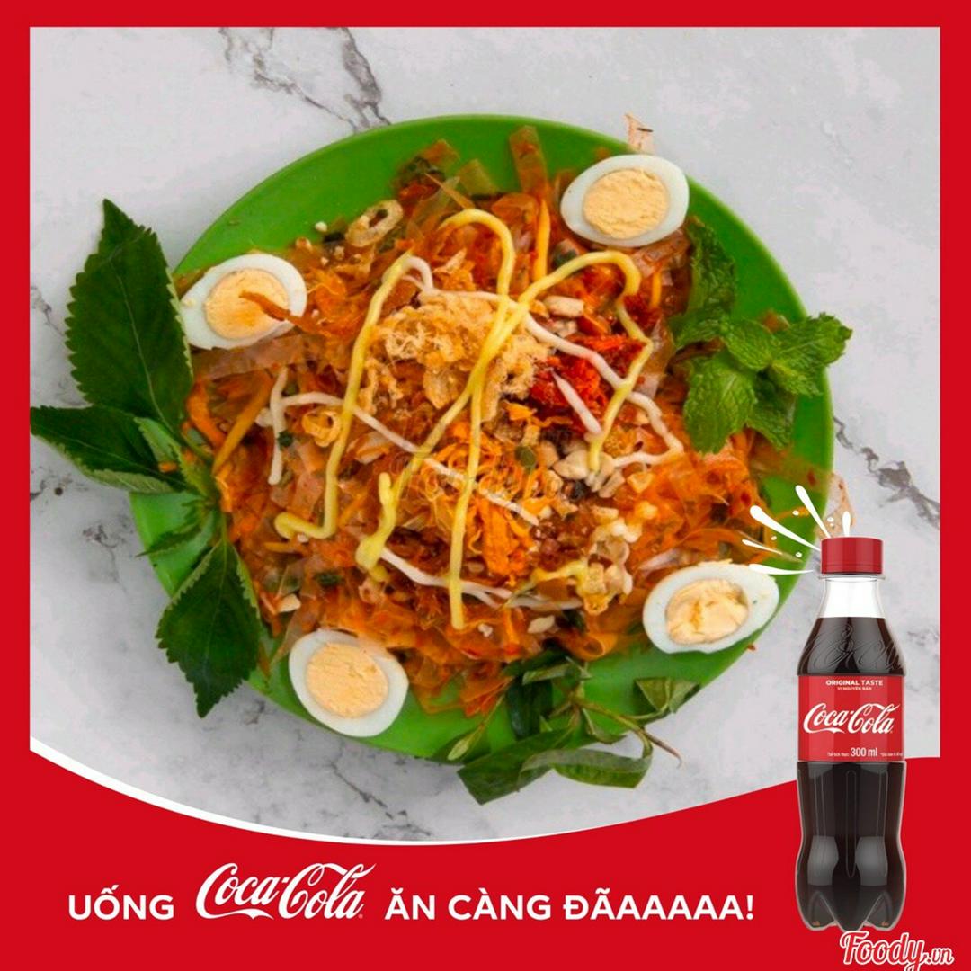 banh-trang-tron-kem-coca