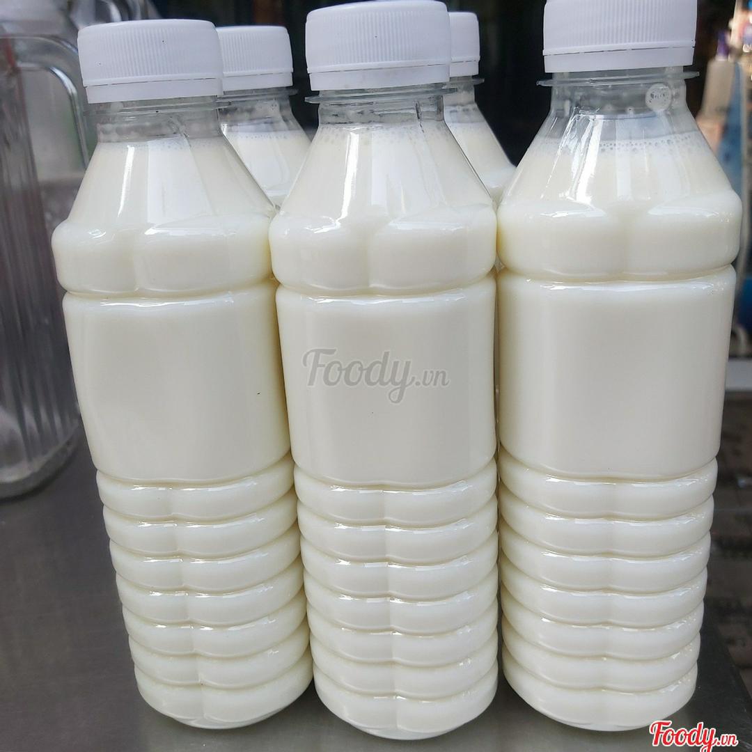 sua-bo-tuoi-nguyen-chat-chai