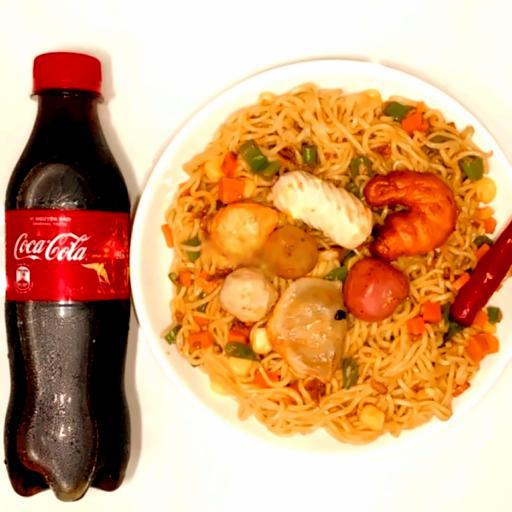 mi-tron-thap-cam-coca