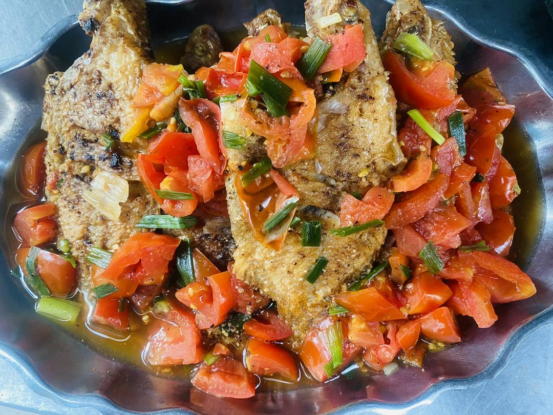 com-ca-dieu-hong-chien-sot-ca