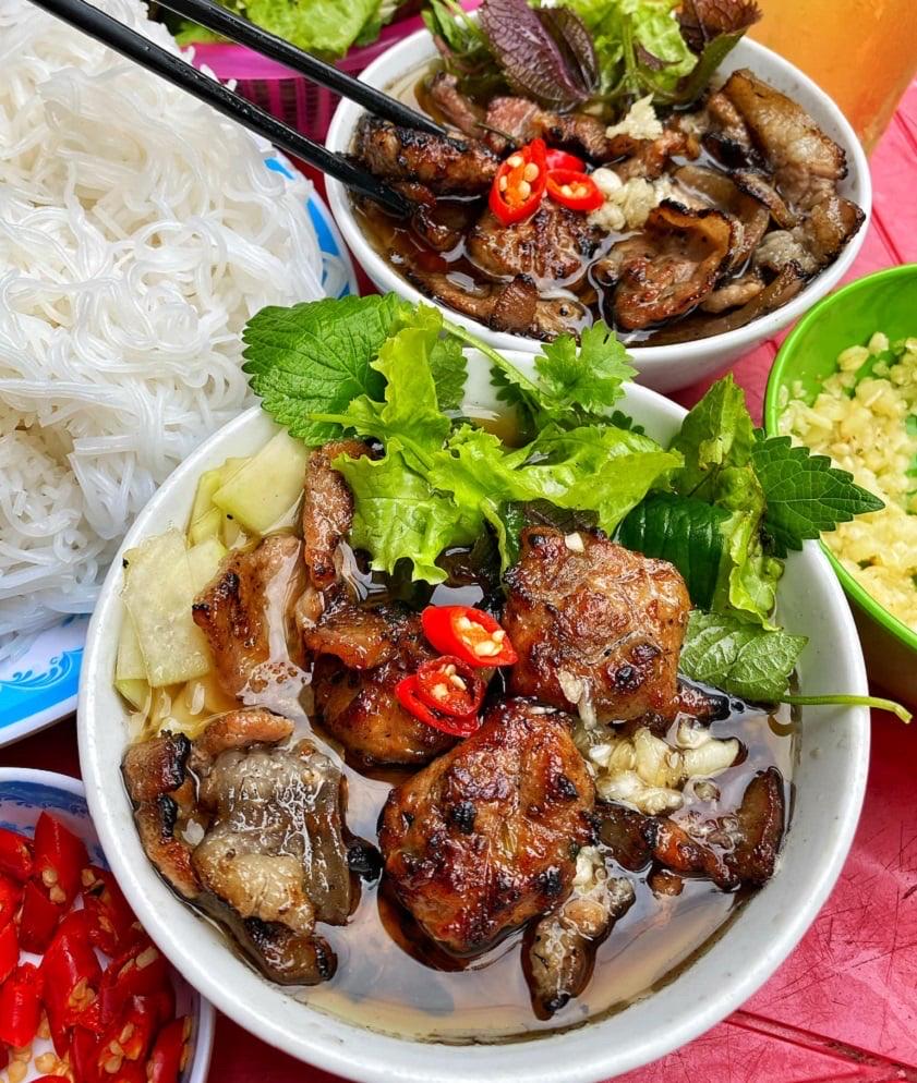 Bún chả đặc biệt 