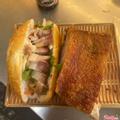 banh-mi-heo-quay