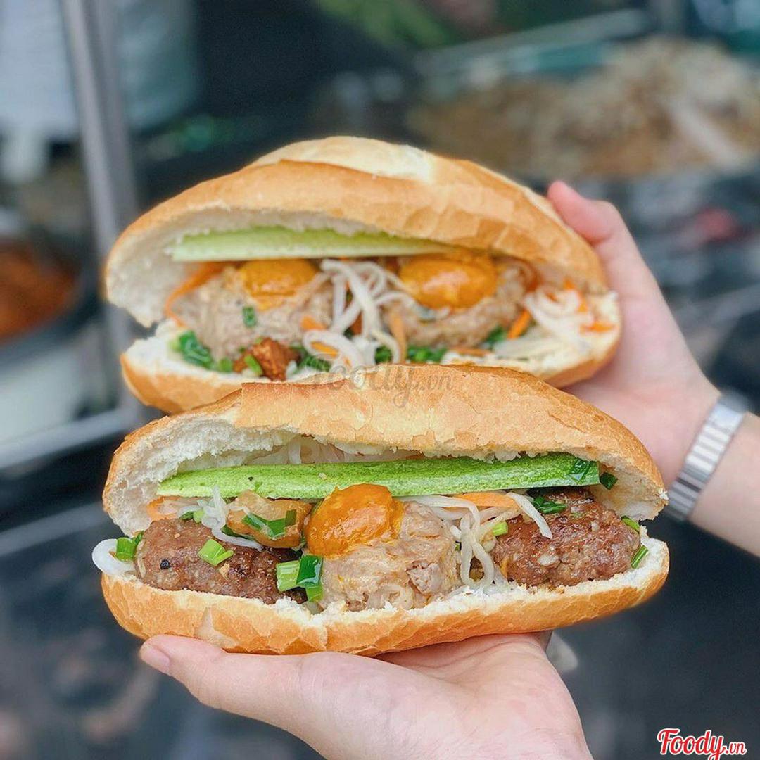 banh-mi-xiu-mai-tra-tac