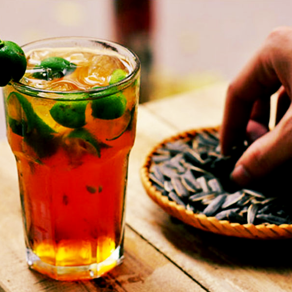 tra-tac-xi-muoi-tran-chau-trang