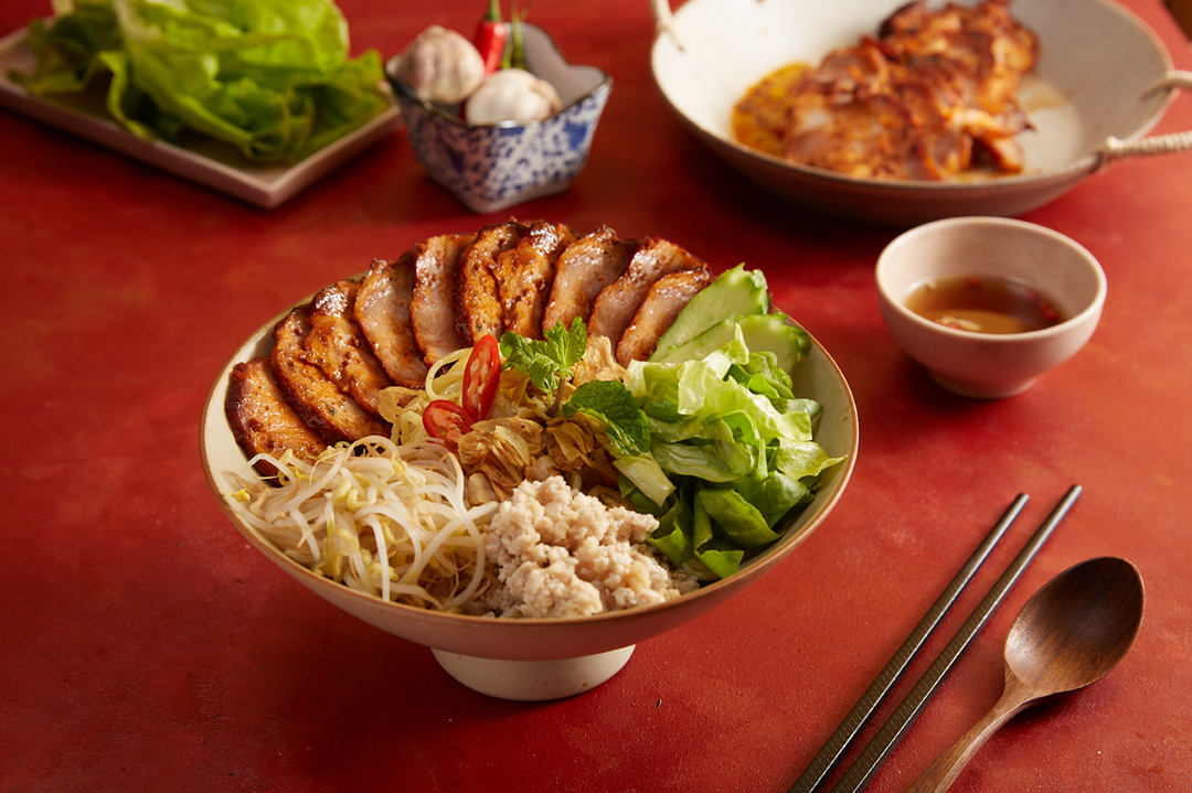 mi-tron-thit-xa-xiu-xot-chua-ngot-l