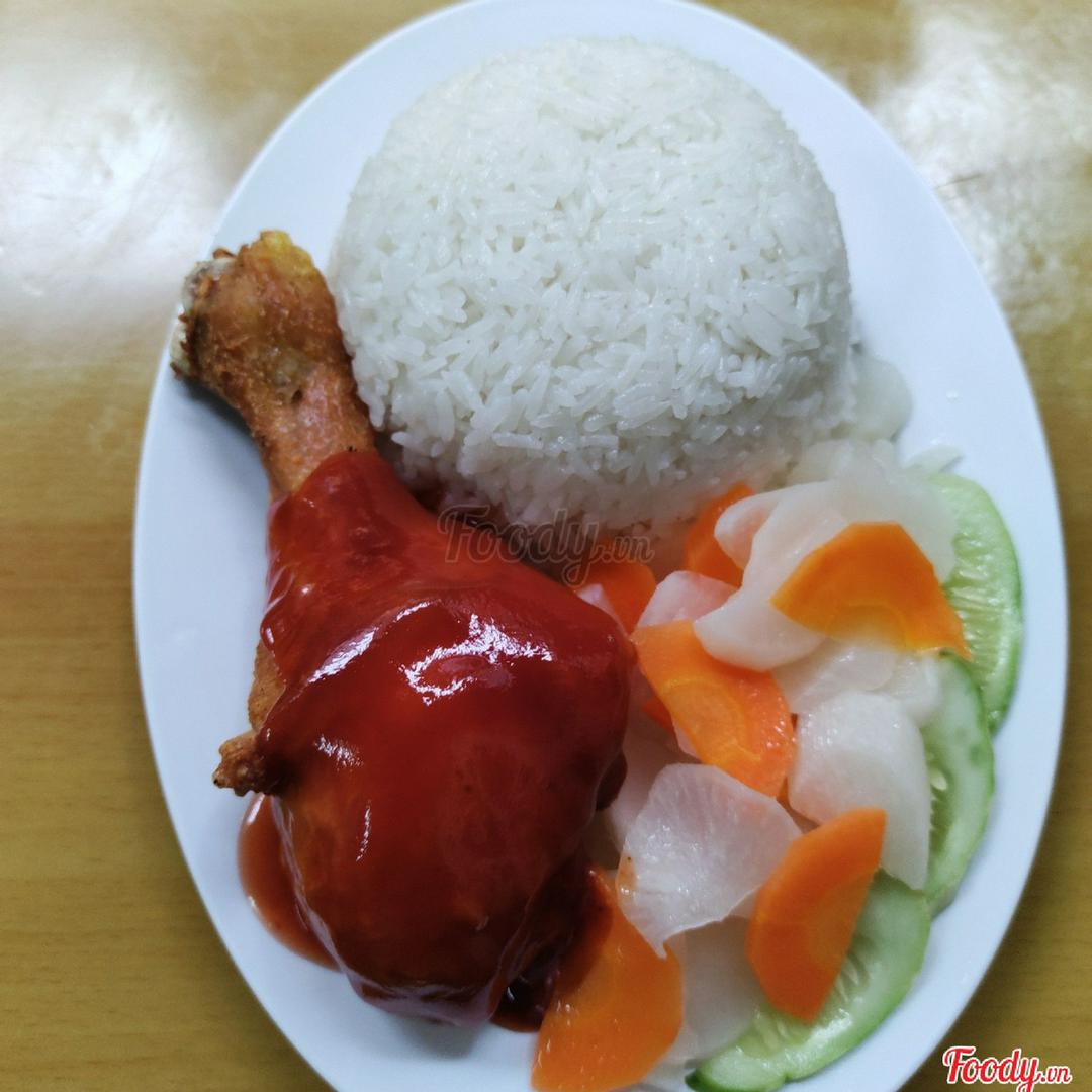 com-ga-sot-chua-ngot