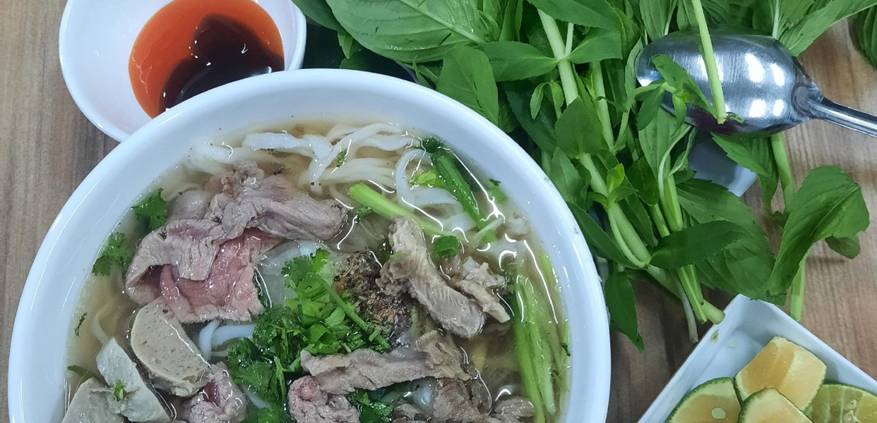 a-u-pho-bun-bo-nguyen-van-ba