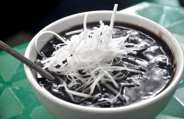 che-o-en-cot-dua-dua-soi-nong-coc-giay