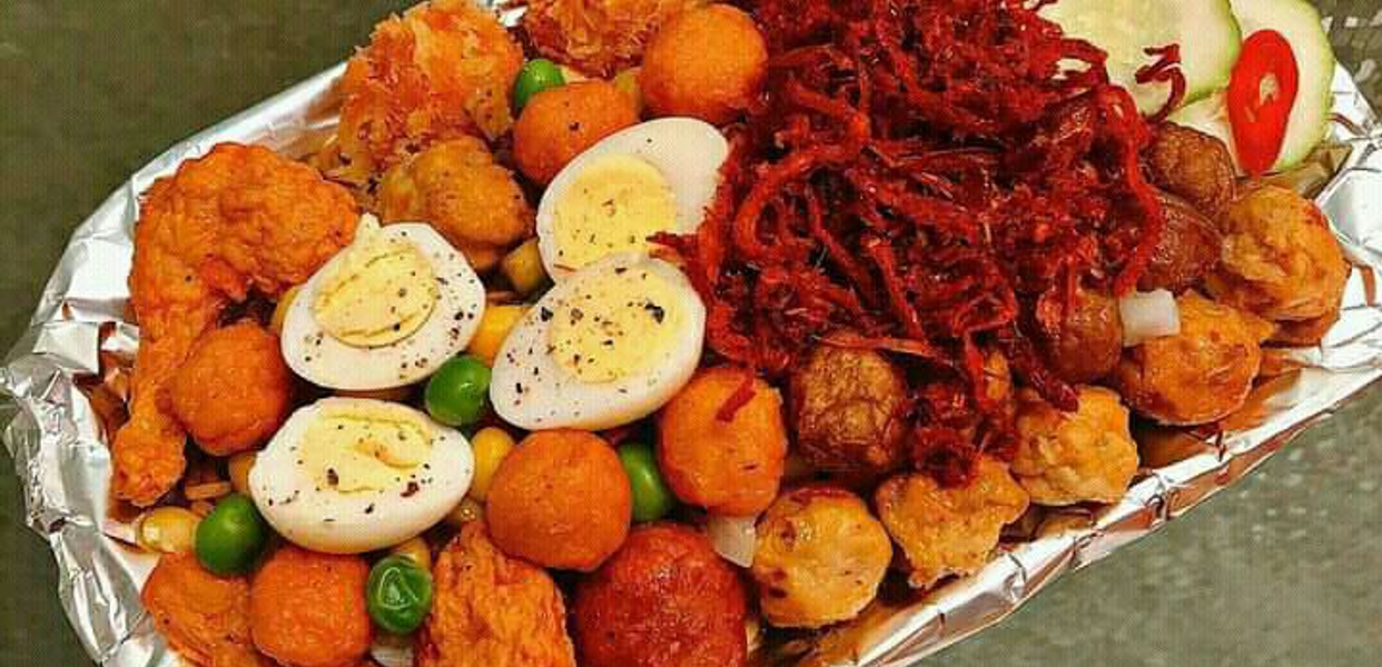 Ăn-Vặt-Tuổi-Thơ---Mỳ-Trộn-Và-Xiên-Que---Giáp-Nhị