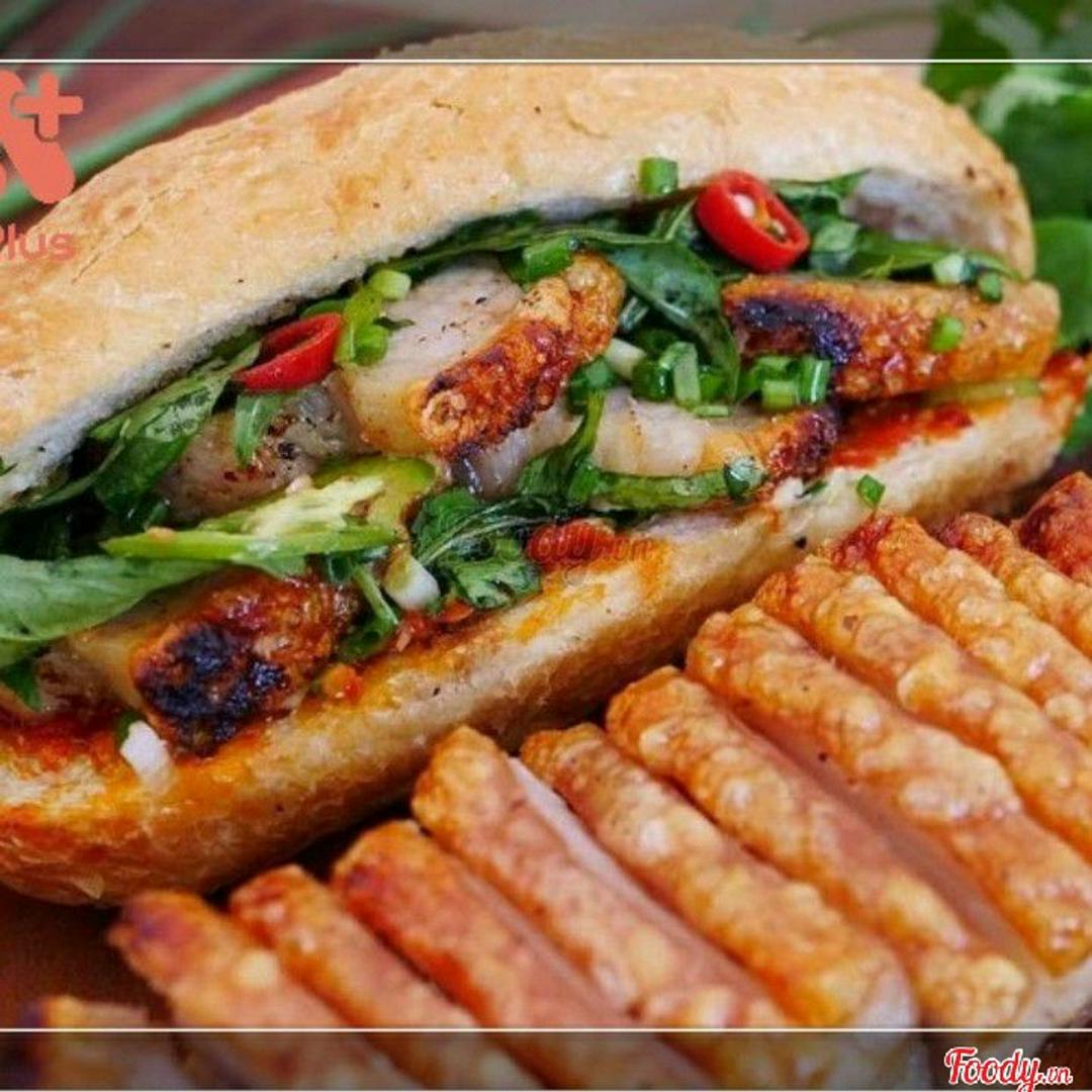 banh-mi-heo-quay