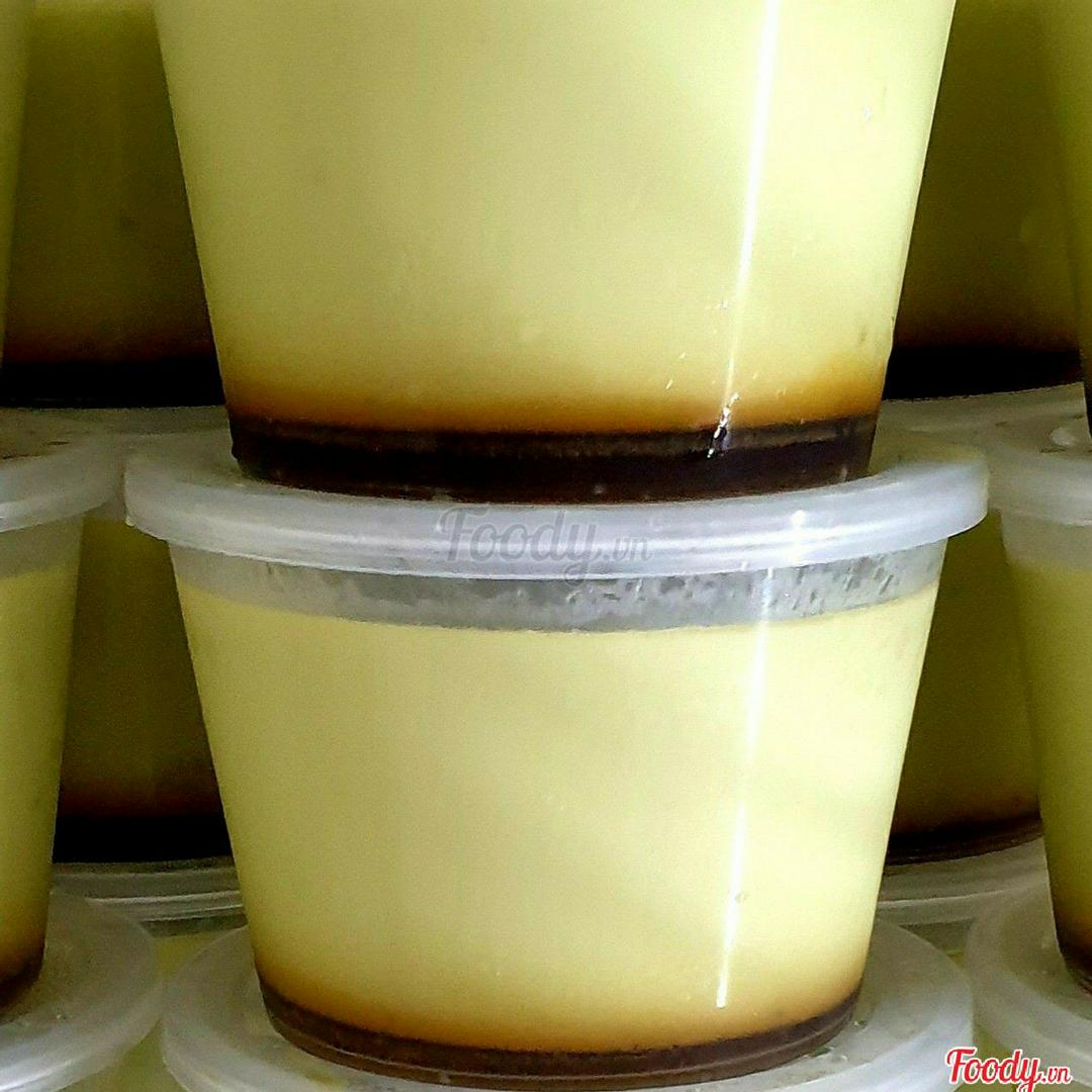 banh-flan-la-dua