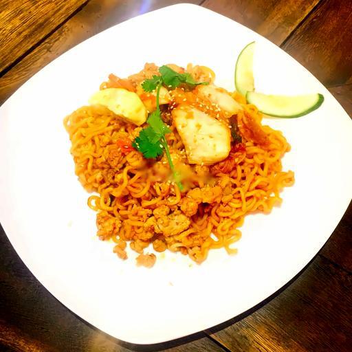 my-tron-cay-thit-bam-meun-keran-ramen