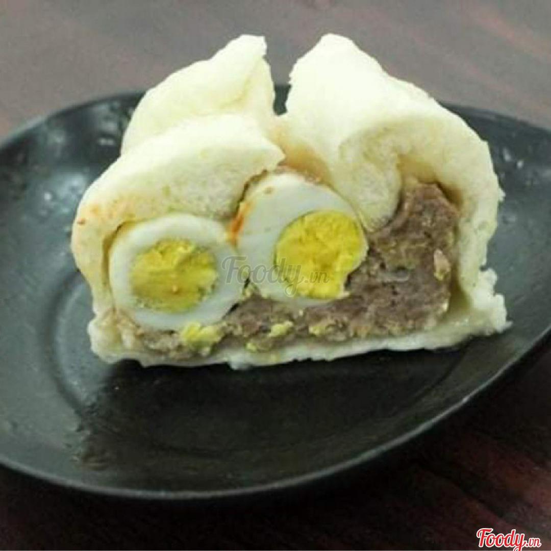 banh-bao-trung-cut