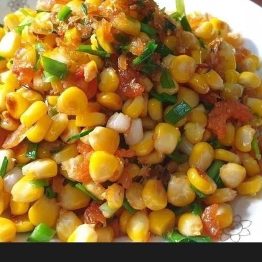 Bắp Mỹ xào trứng gà lớn tóp mỡ