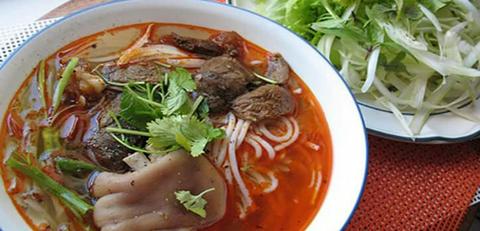 Hình ảnh Tùng - Bún Bò Huế & Bánh Canh Đắk Lắk - Khuất Duy Tiến