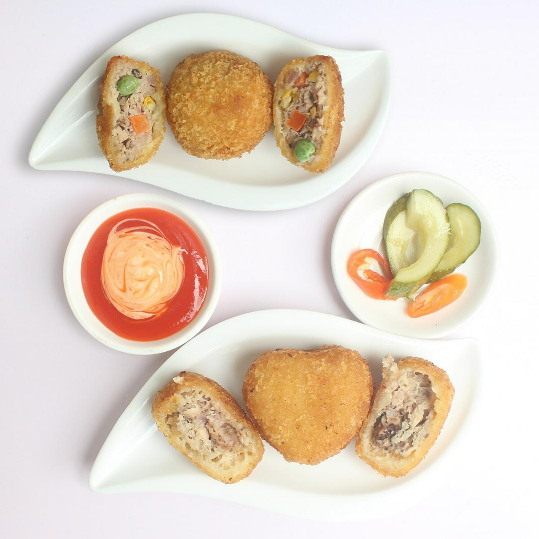 banh-ga-truyen-thong-va-rau-cu-4-cai