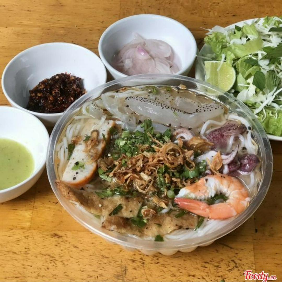 bun-hai-san-thap-cam