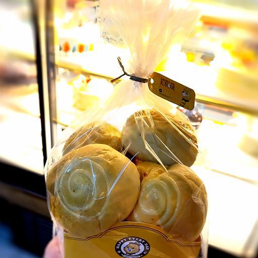 banh-phomai-tui-sua-chua