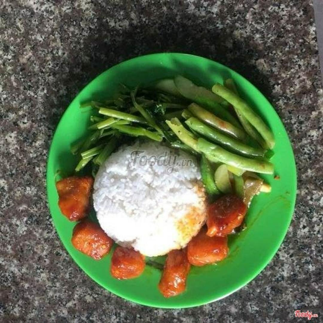 com-suon-dua-ram-chay