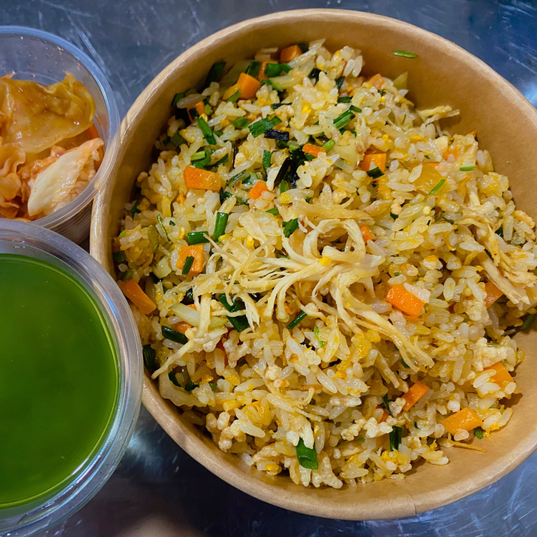 com-chien-ga-xe-ca-man