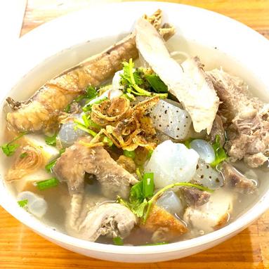 bun-ac-biet-full-topping