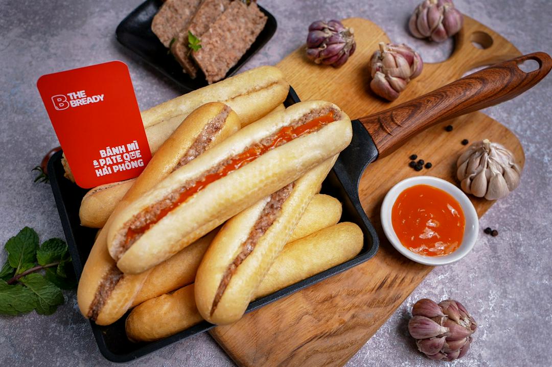 banh-mi-pate-que-hai-phong-tui-lanh-10-que