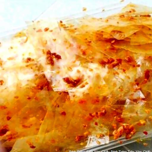 banh-trang-tron-muoi-toi-phi-cay