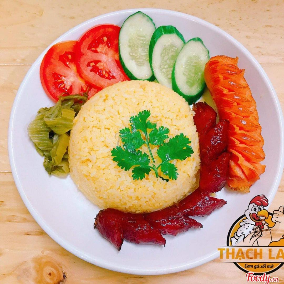 com-xuc-xich-lap-xuong