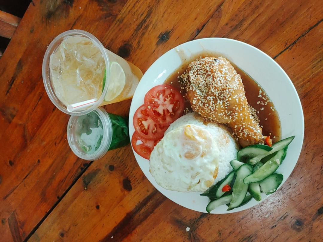 combo-com-ui-ga-sot-me-trung-op-va-01-ly-nuoc