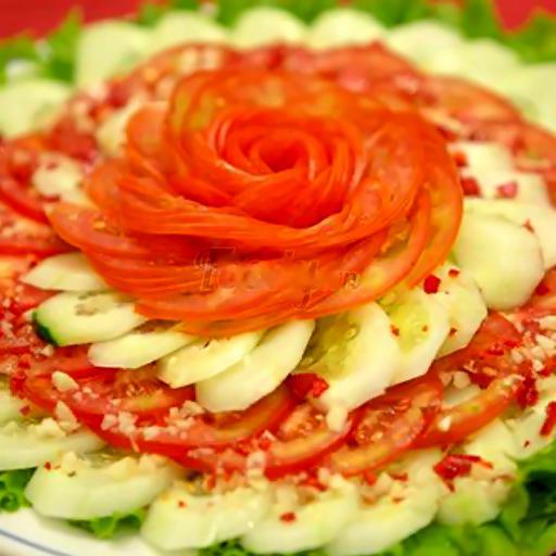 salad-ca-chua-dua-chuot