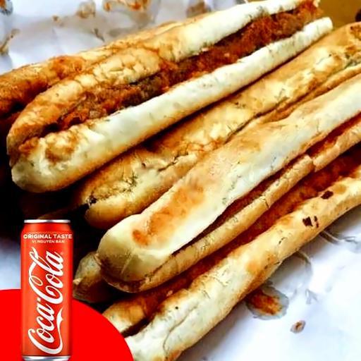 combo-4-banh-mi-cay-1-coca-cola