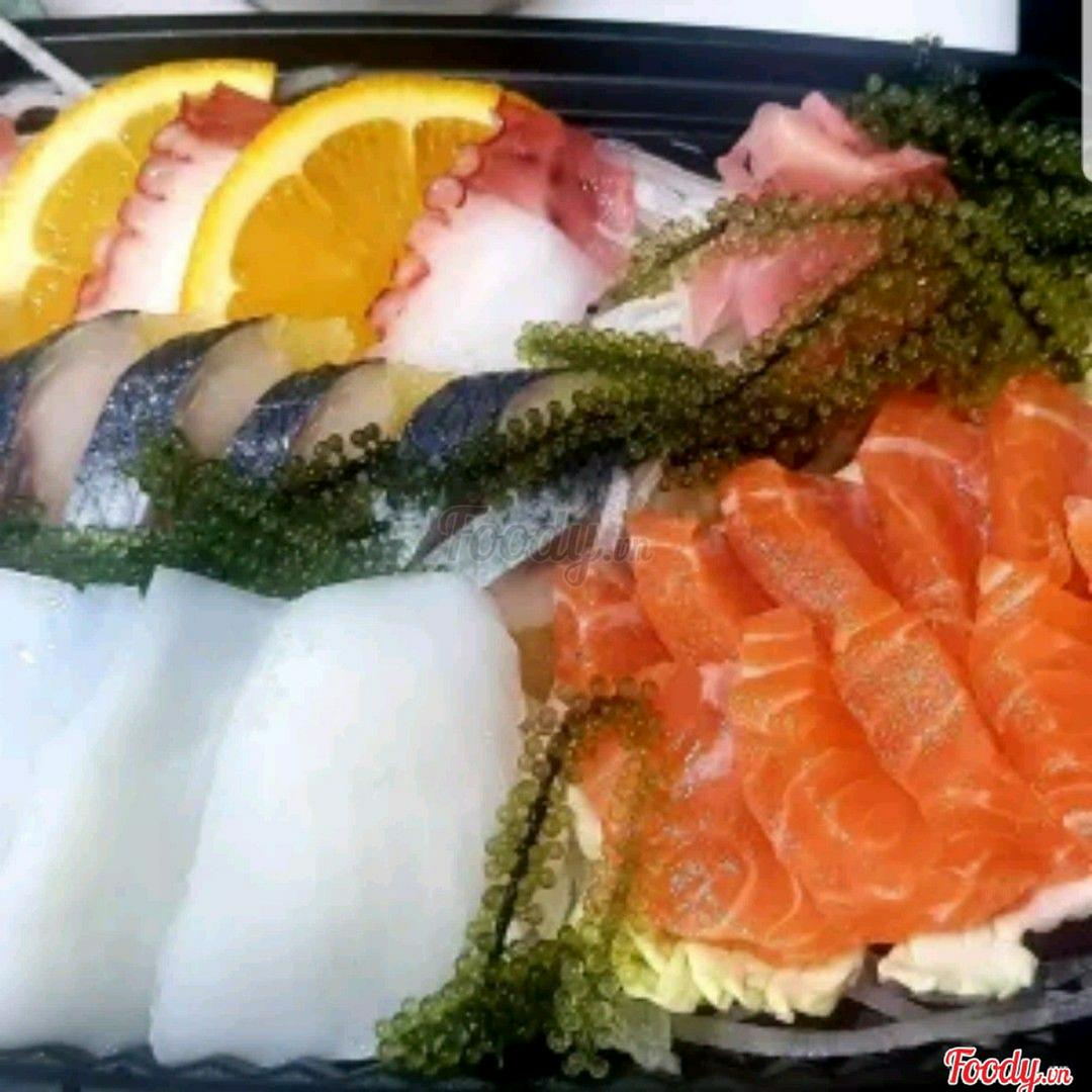 combo-sashimi-ca-trich-hoi-muc-bach-tuoc
