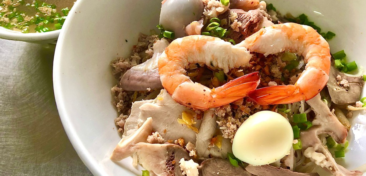 hu-tiu-nam-vang-thuy-van-hoanh-thanh-banh-canh-cu-xa-thanh-a