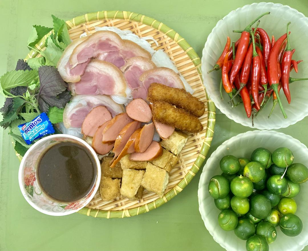 bun-au-nem-thit-hun-khoi